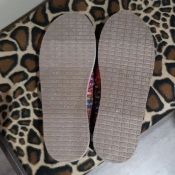 Sanuk Donna Blanket-Pink/Red Multi Size 8 - Picture 2 of 3